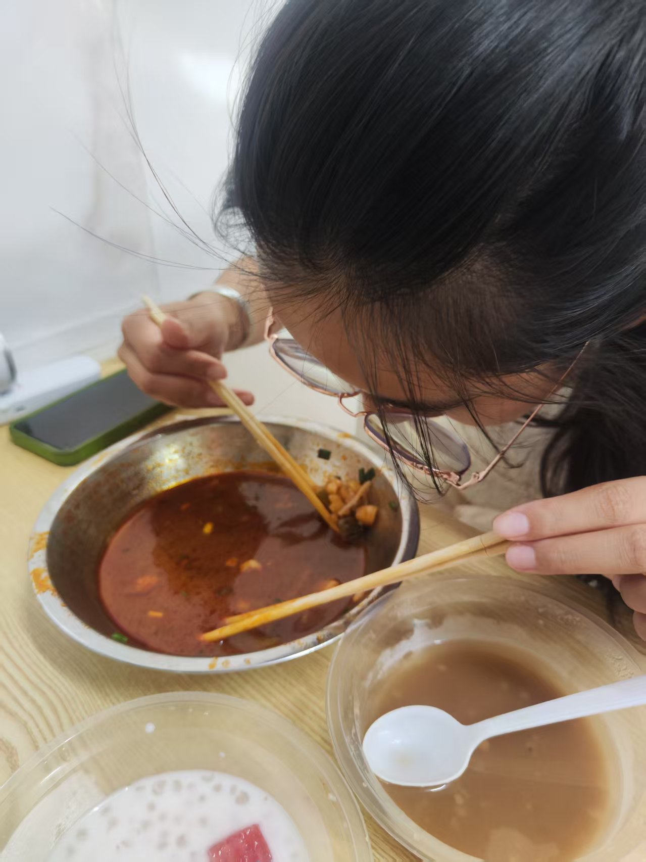 柳州|螺蛳粉好吃~🍜吃光光
租车|剁椒鱼头跑遍柳州🛺